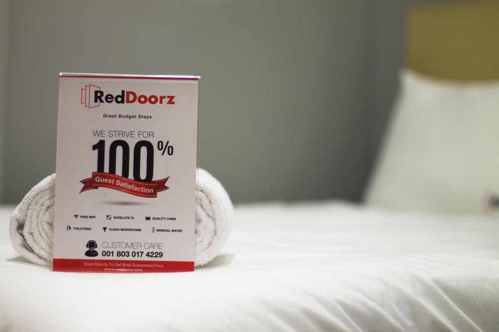 Reddoorz @ Karet Pedurenan 2 Dżakarta Zewnętrze zdjęcie
